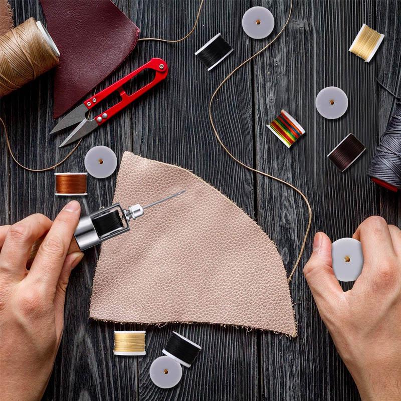 Pre-order >> Needle and leather sewing kit for sewing leather