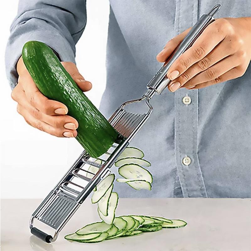Multi-functional vegetable cutter