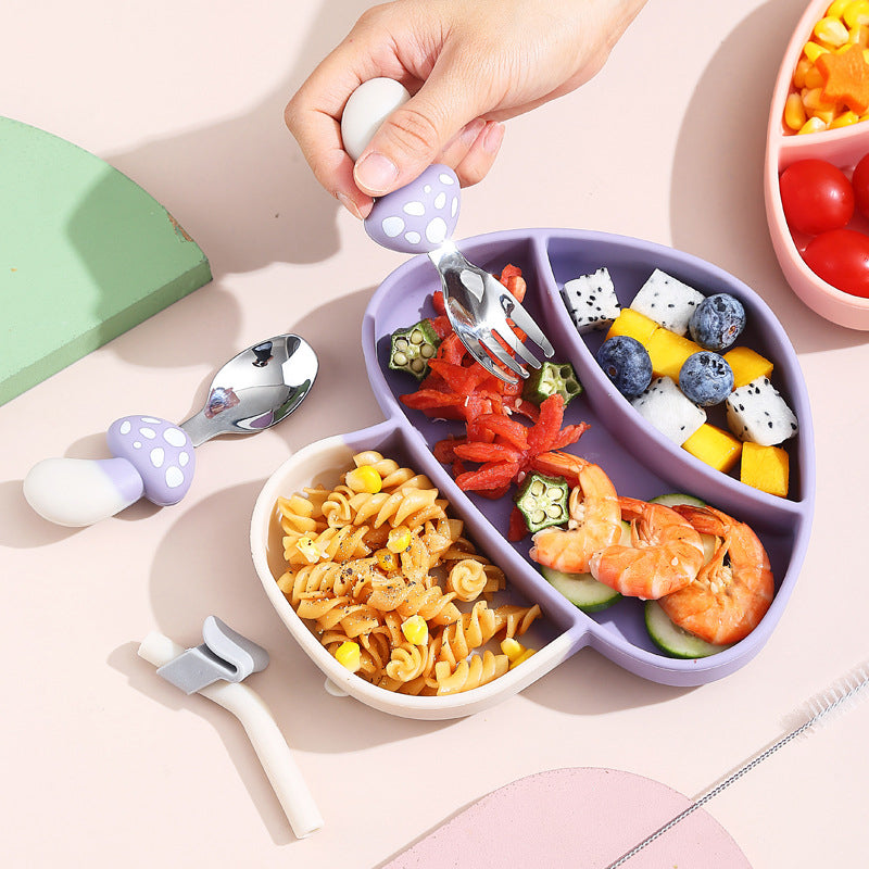 Toddler plate with suction cup