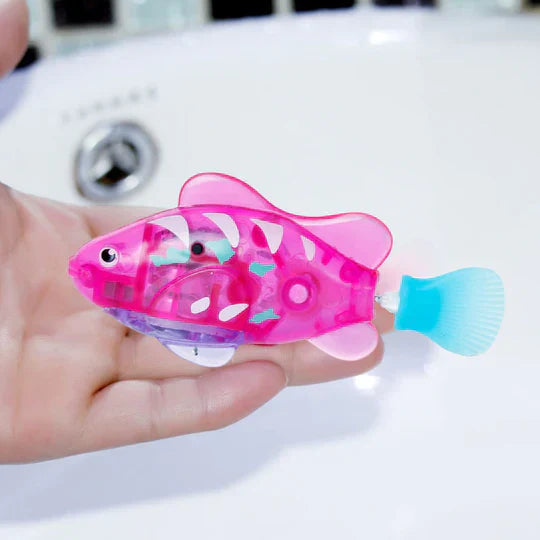 Electronic swimming fish with LED light
