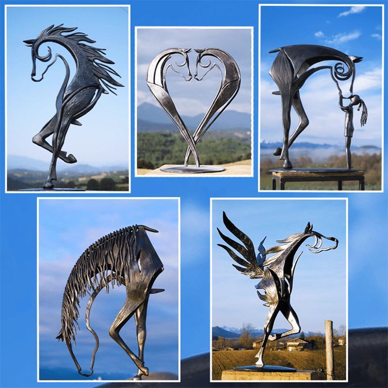 Horse sculpture decoration