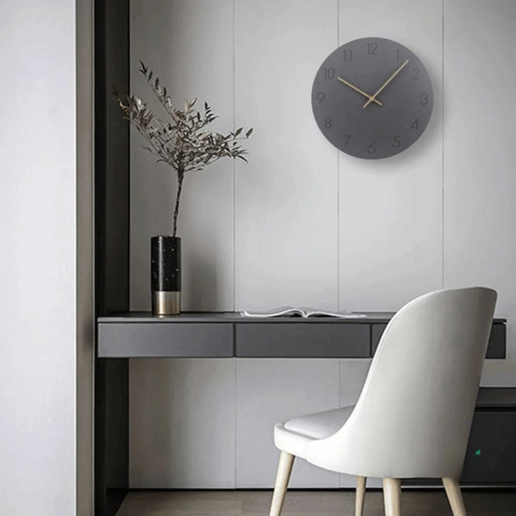 Wooden wall clock with minimalist style and elegance