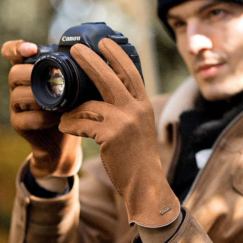 Cold-resistant suede gloves
