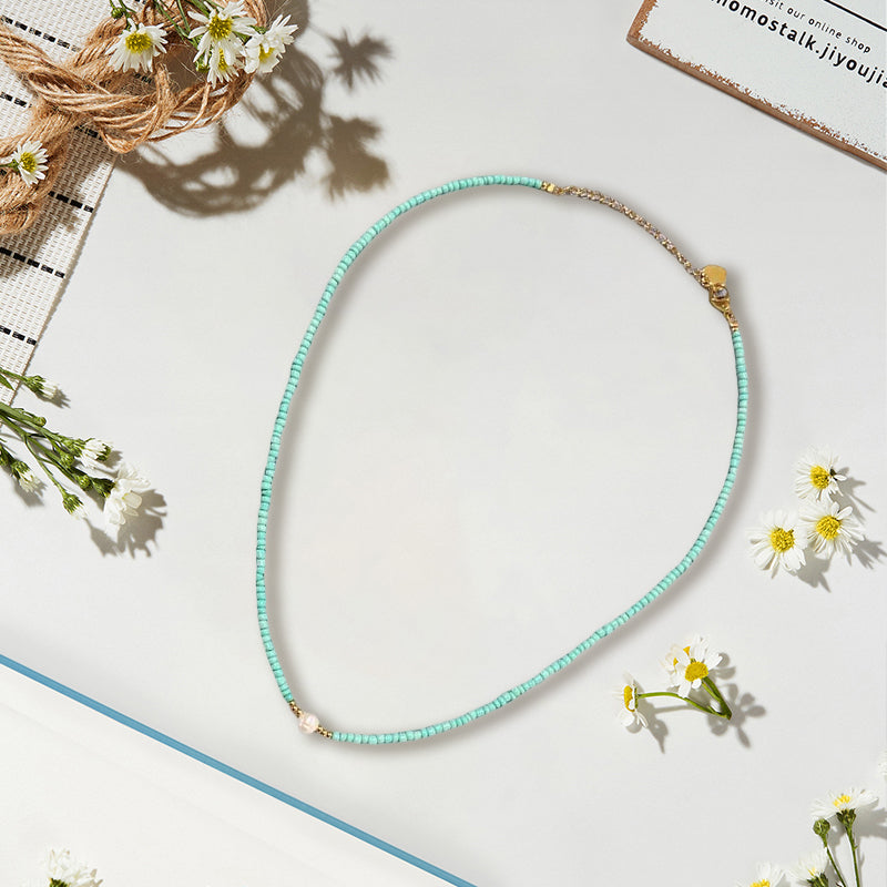 Necklace made of freshwater pearls