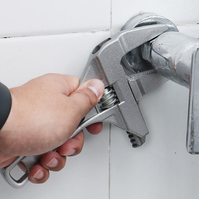 Multifunctional Plumber's Wrench Repair Tool