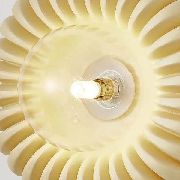Modern wall lamp with a refined style
