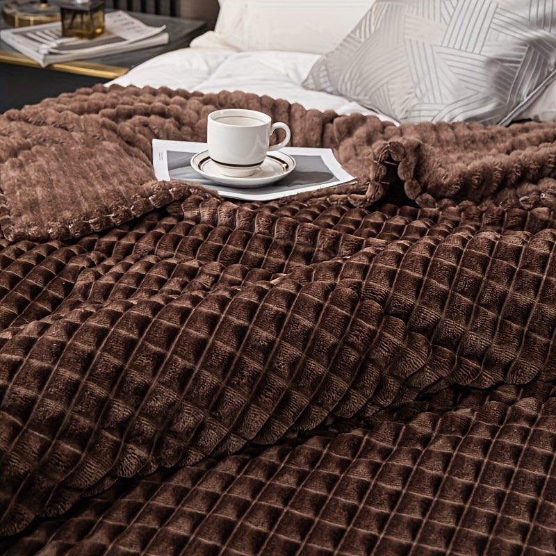FlannelLuxe – Soft Fleece Blanket for Comfort
