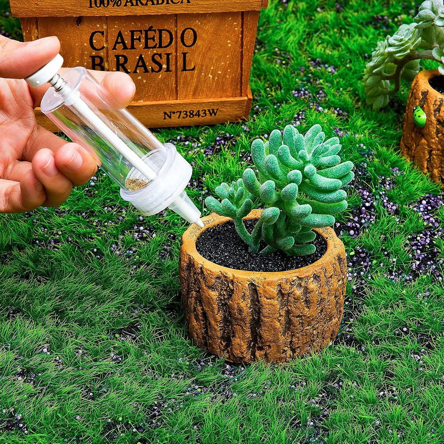 Seed dispenser for precise sowing – Easy to handle seed funnel