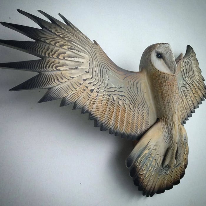 Handmade Wooden Owl Wall Decoration with Pre-Installed Hanging Hooks