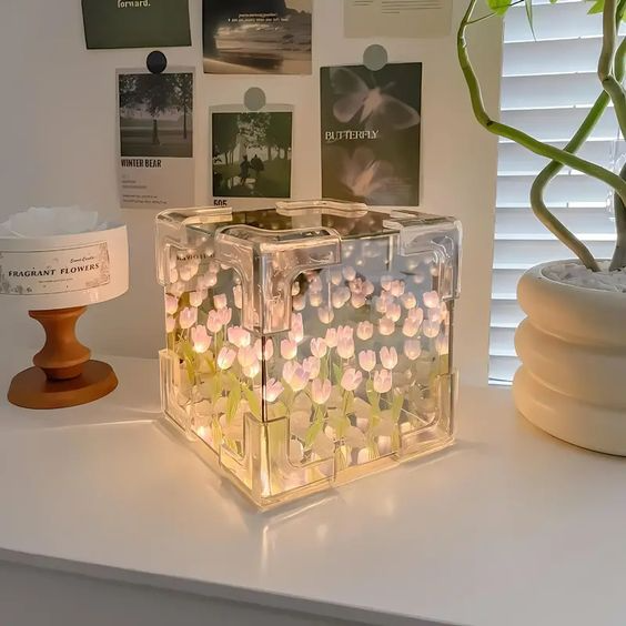 Blossom Box | Magical Tulip Light