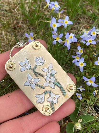FloraKeep – Keep your beloved flowers fresh forever!