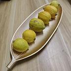 LeafWood – Elegant Wooden Tray in Leaf Shape