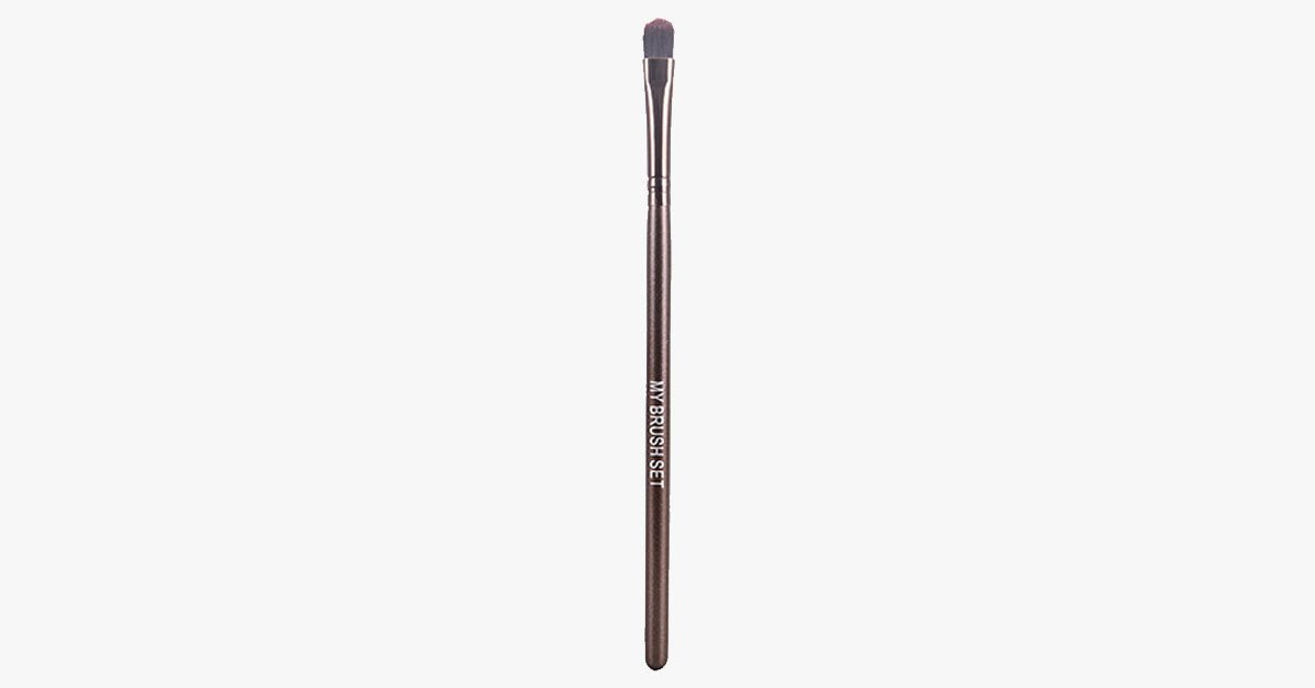 Short Eyeshadow Brush