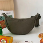 Simple Women's Knödel Crossbody Bag