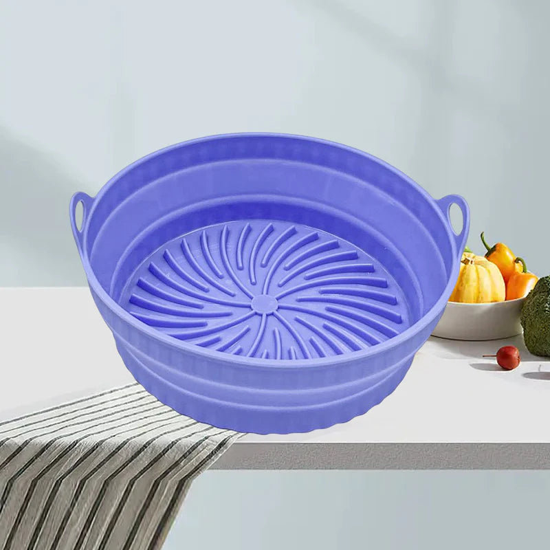 Air fryer grill pan made of silicone