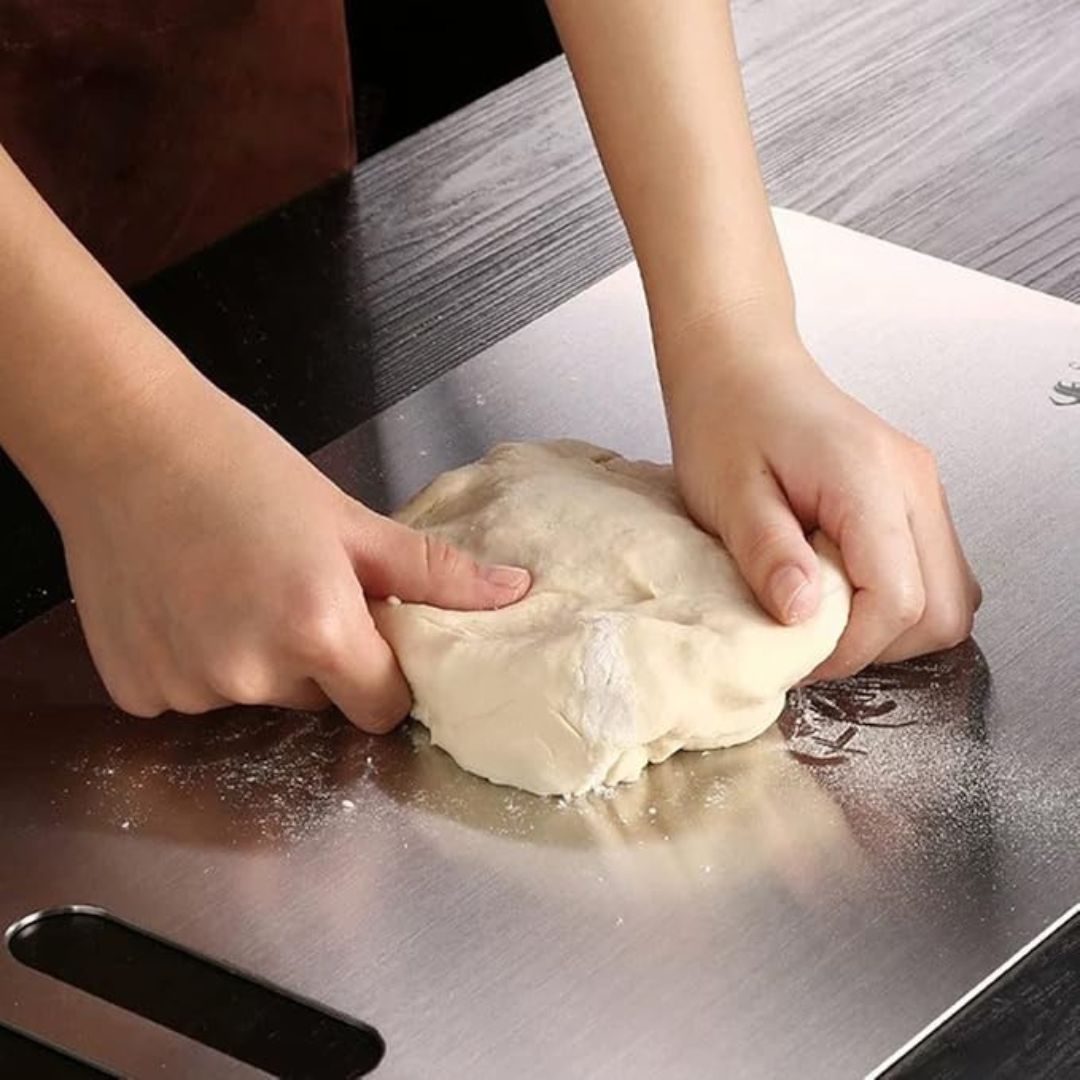 TitanPro – High-quality cutting board made of German stainless steel