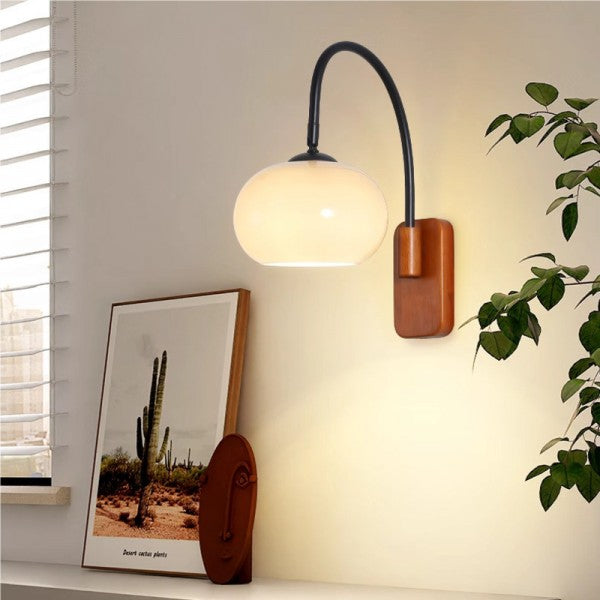 The elegance of glass and wood on your wall