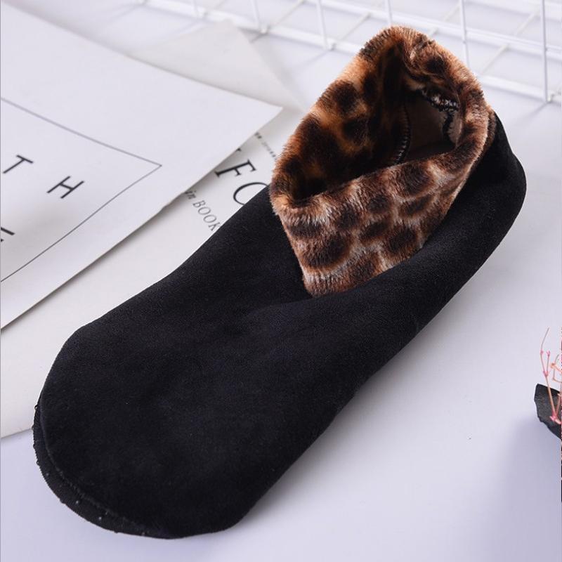 Non-slip inner thermal socks