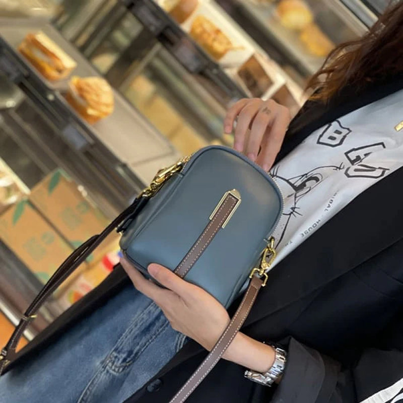 Lightweight Mini Crossbody Bag for the Mobile Phone
