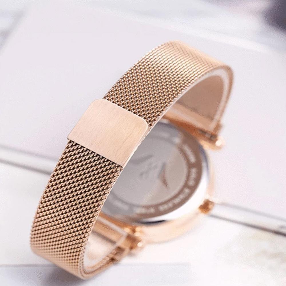 Special Magnetic Quartz Watch