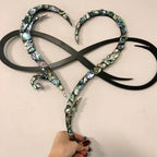 InfinityHeart Wall Decor – Iron Wall Sculpture with Symbol of Eternal Love