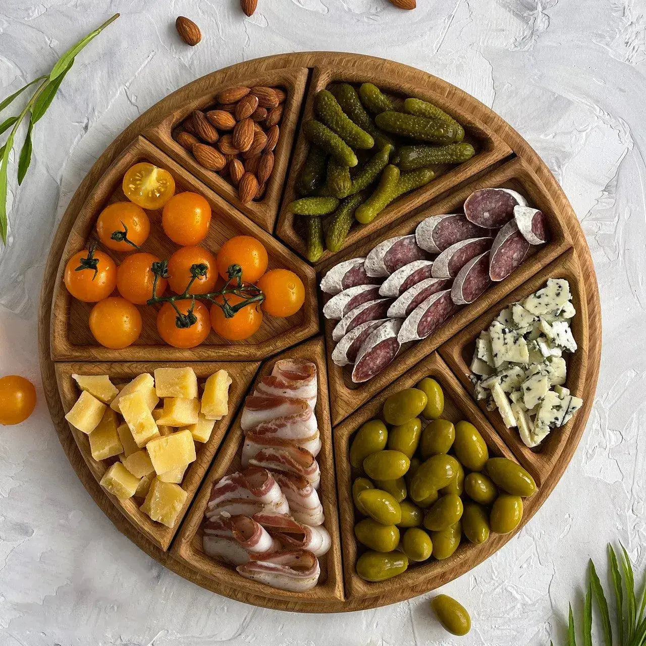Wood Serving Tray — Gives your snacks the wow factor for unforgettable moments of enjoyment