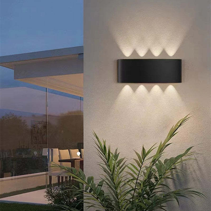 Modern Waterproof LED Outdoor Wall Light Made of Aluminum