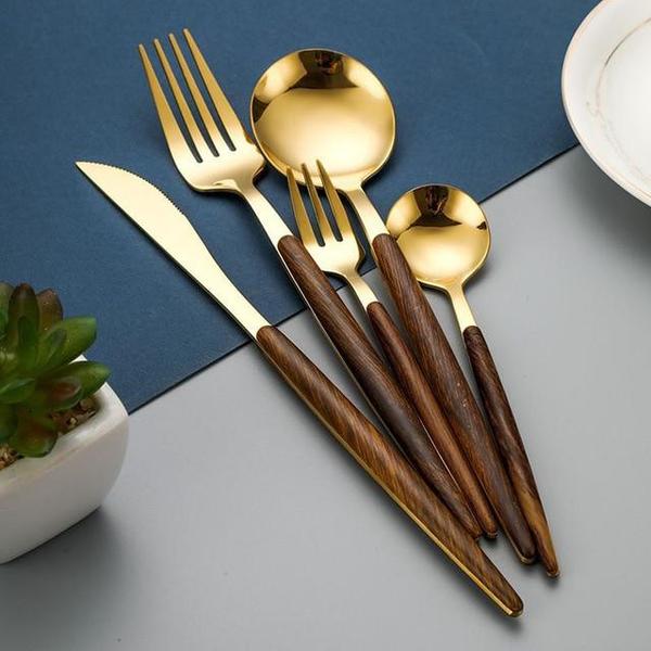 Wooden Handle Cutlery Set