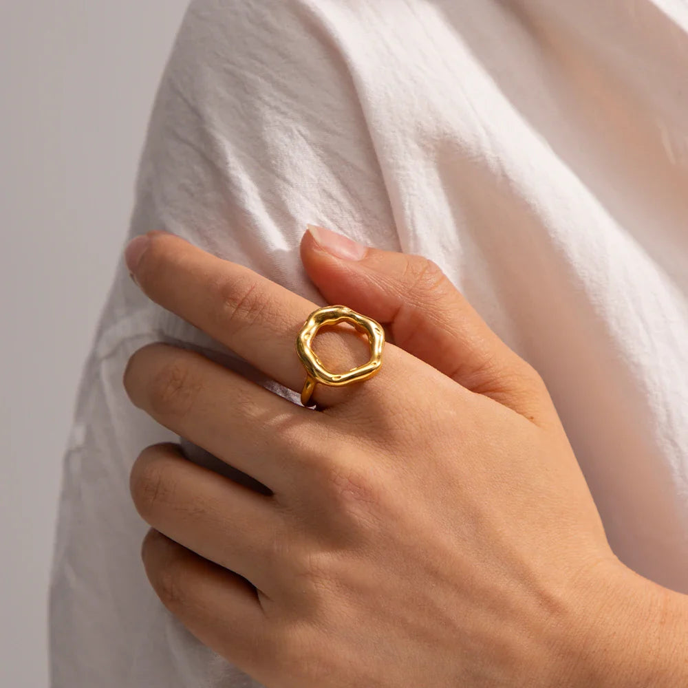 18k Melted Flower Open Ring