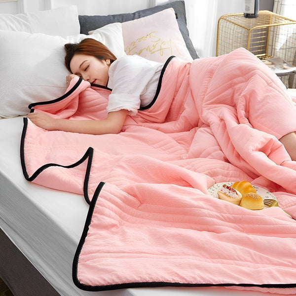 Ice Cooling Blanket – Cooling Summer Blanket for Warm Nights