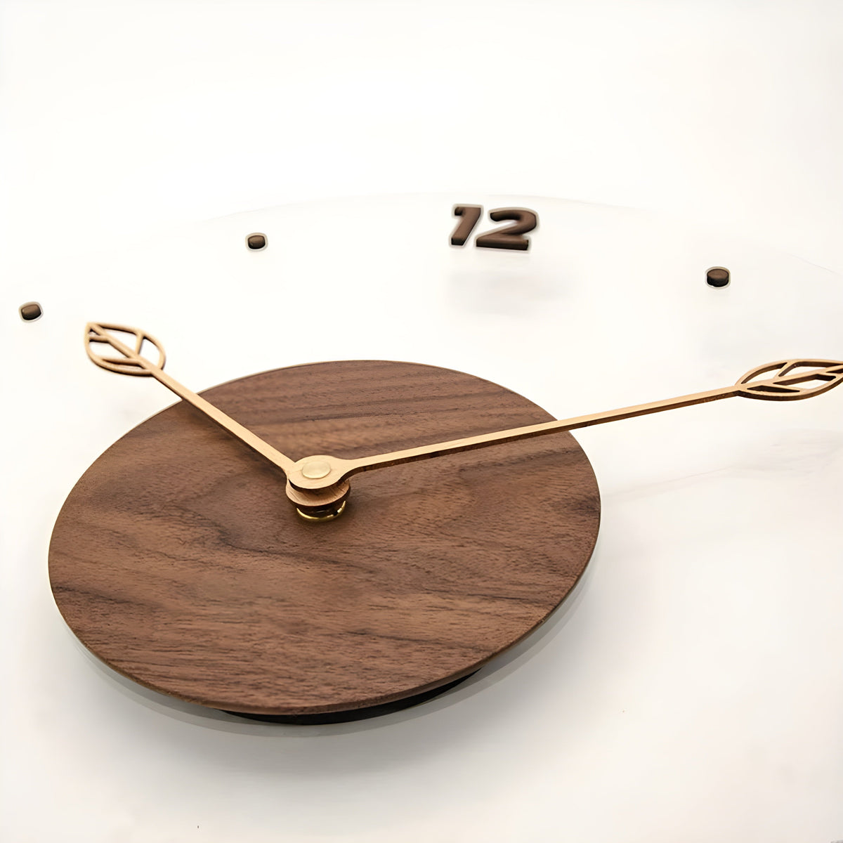 Minimalistic, silent wall clock with a simple design for any room