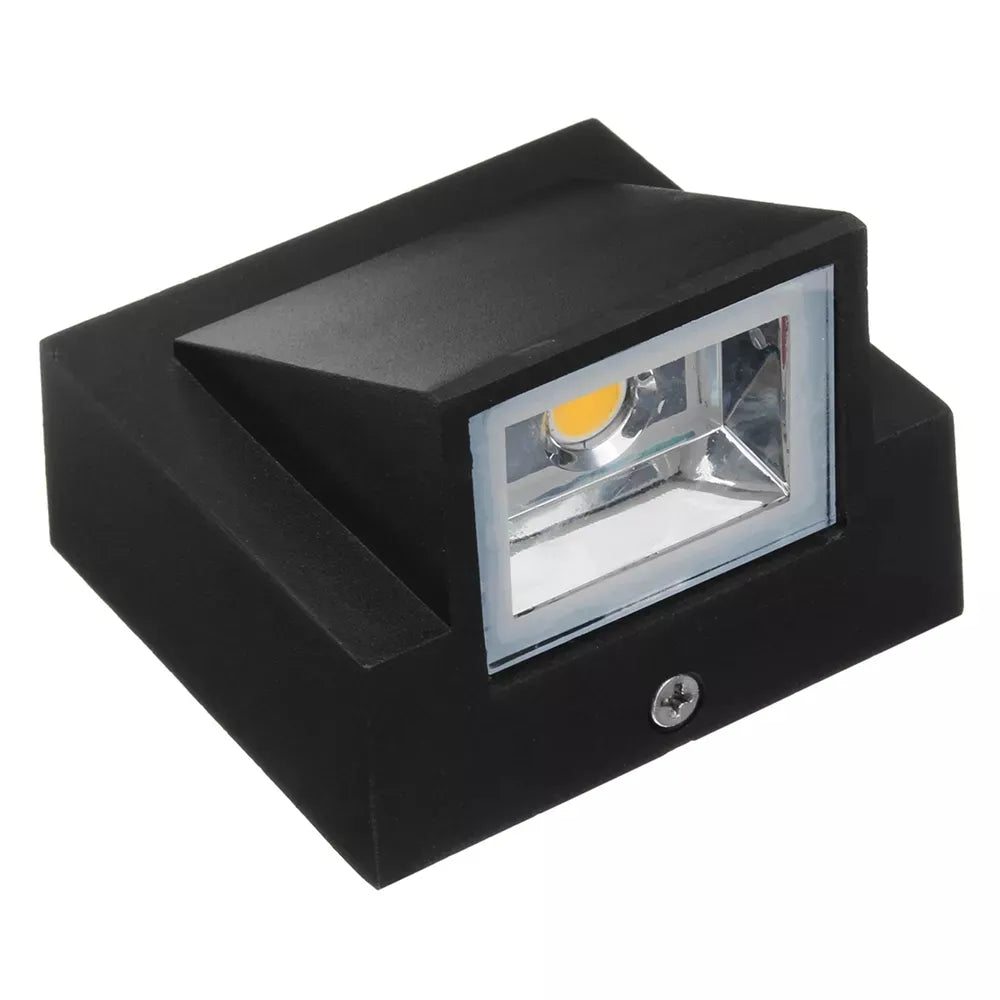 Modern outdoor wall light – Weatherproof LED wall lamp for garden and terrace