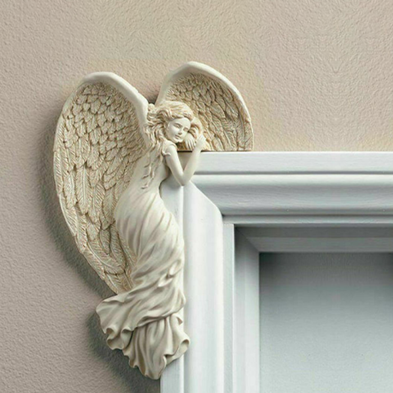 Angel-shaped doorframe decoration