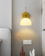 HeritageBeam – Classic Wall Lamp with Luxe Elegance