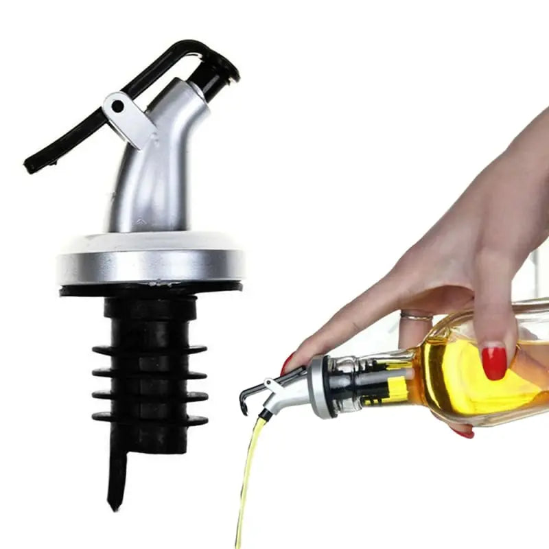 Spout for spice bottles – Leak-proof & food safe