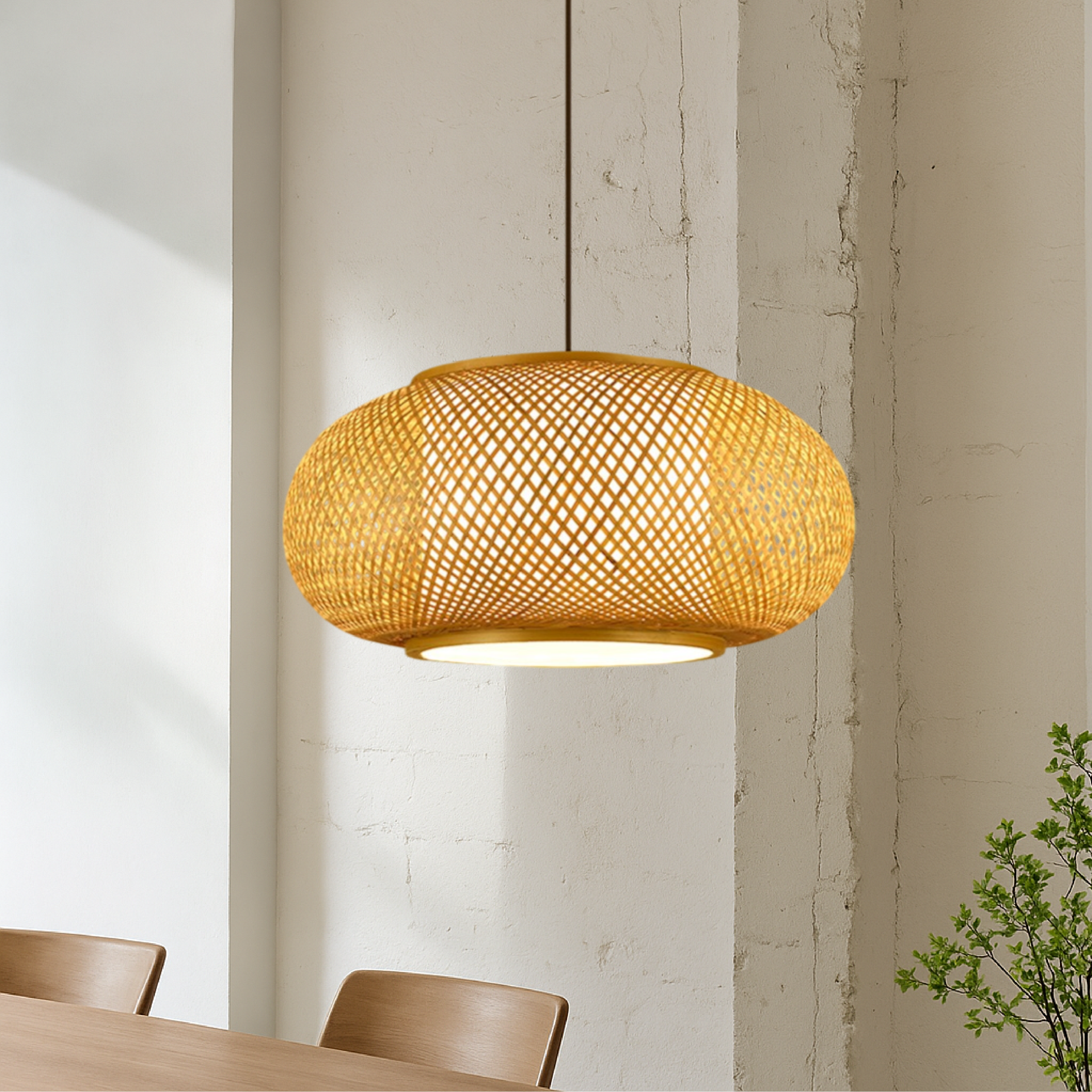 Bamboo Pendant Lamp with Natural Design