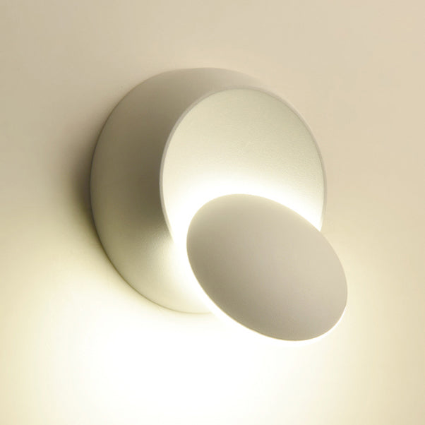 Contemporary Nordic Iron Round Eclipse Rotatable LED Wall Light for Nightstand