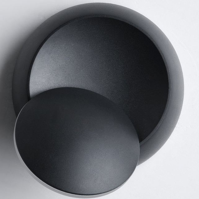 Contemporary Nordic Iron Round Eclipse Rotatable LED Wall Light for Nightstand