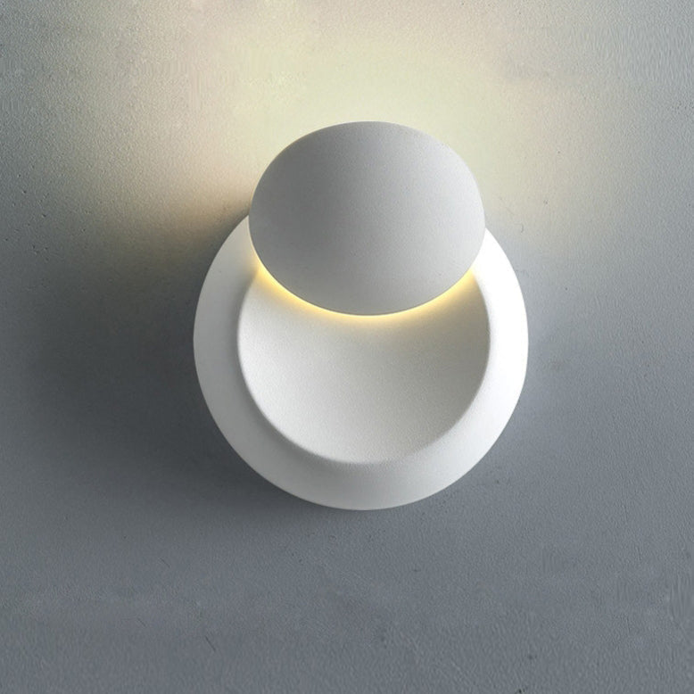 Contemporary Nordic Iron Round Eclipse Rotatable LED Wall Light for Nightstand