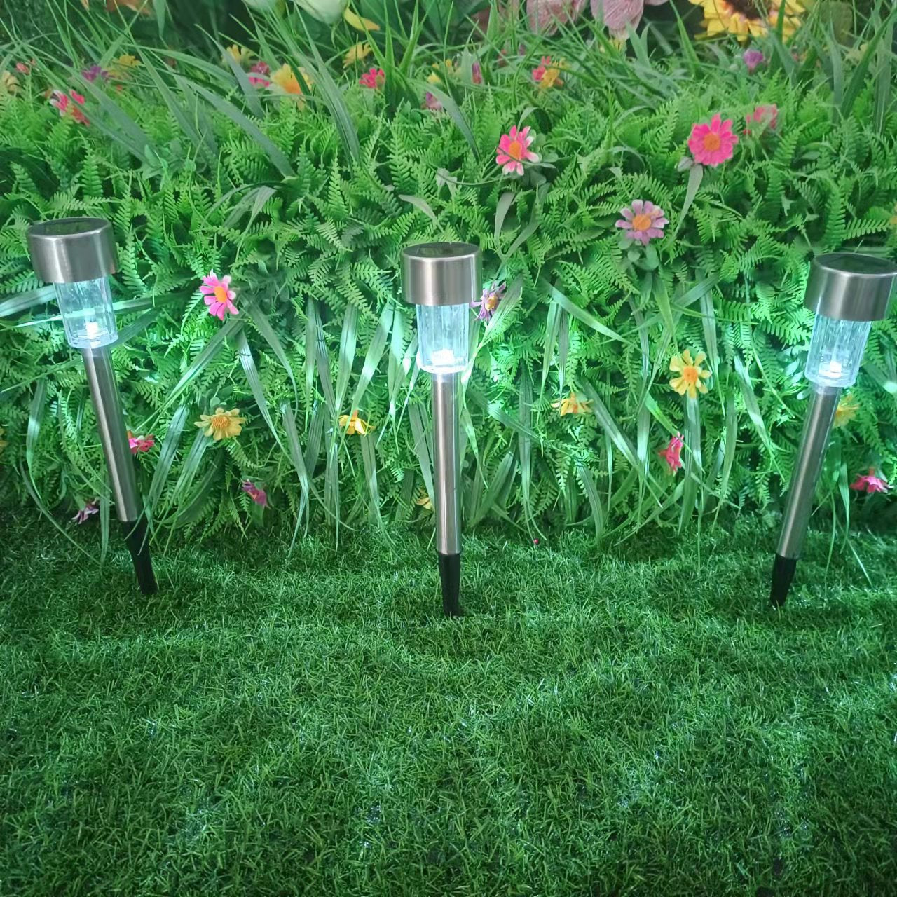 Modern simplicity solar waterproof stainless steel cylinder LED landscape lighting outdoor light for the garden