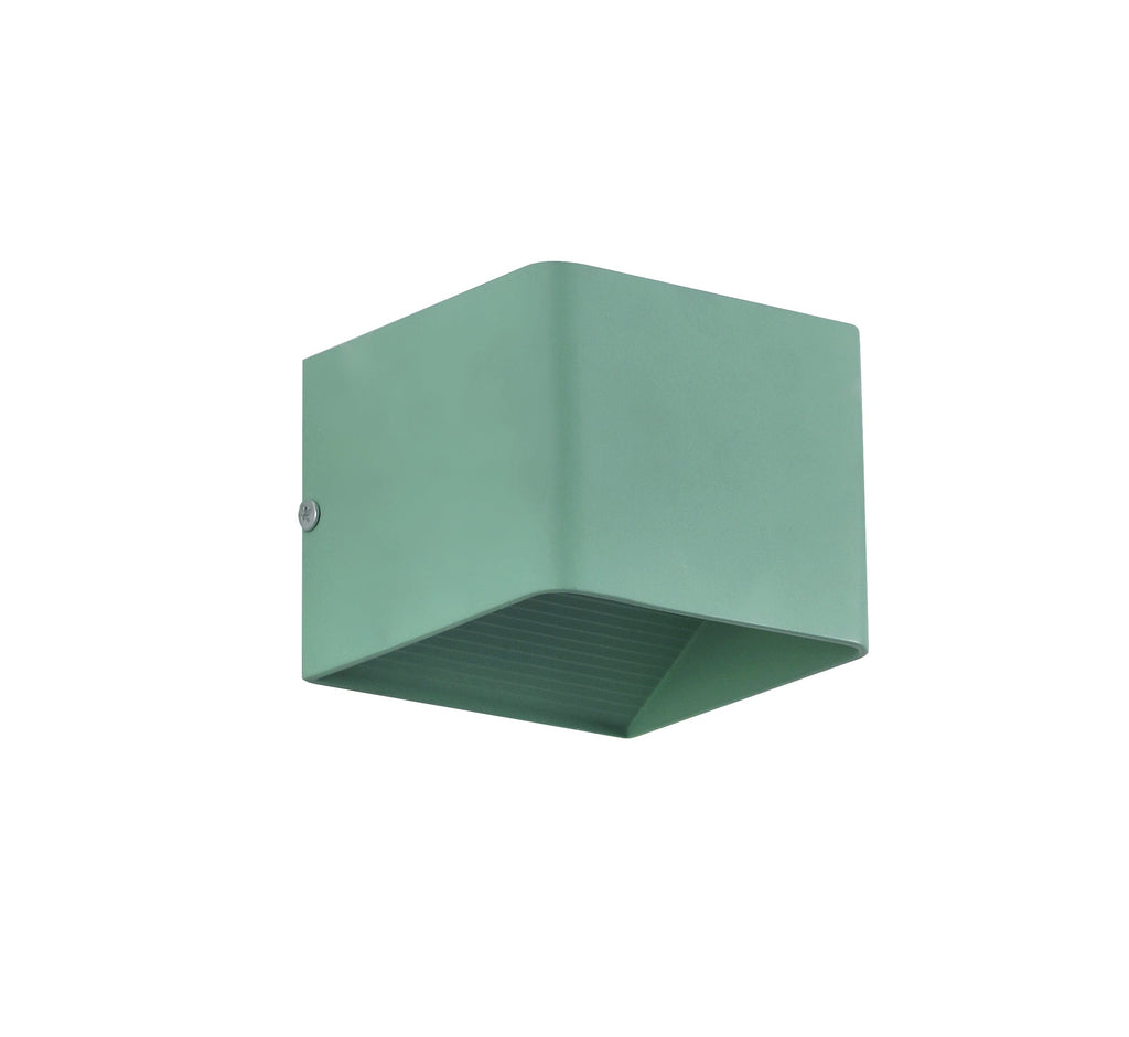 OrrSquare – Modern square wall lamp for stylish lighting