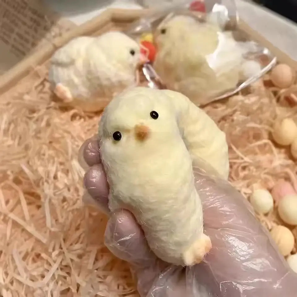 Soothing Plush Chick – Stress Relief & Relaxation with Soft Cuddle Squishy