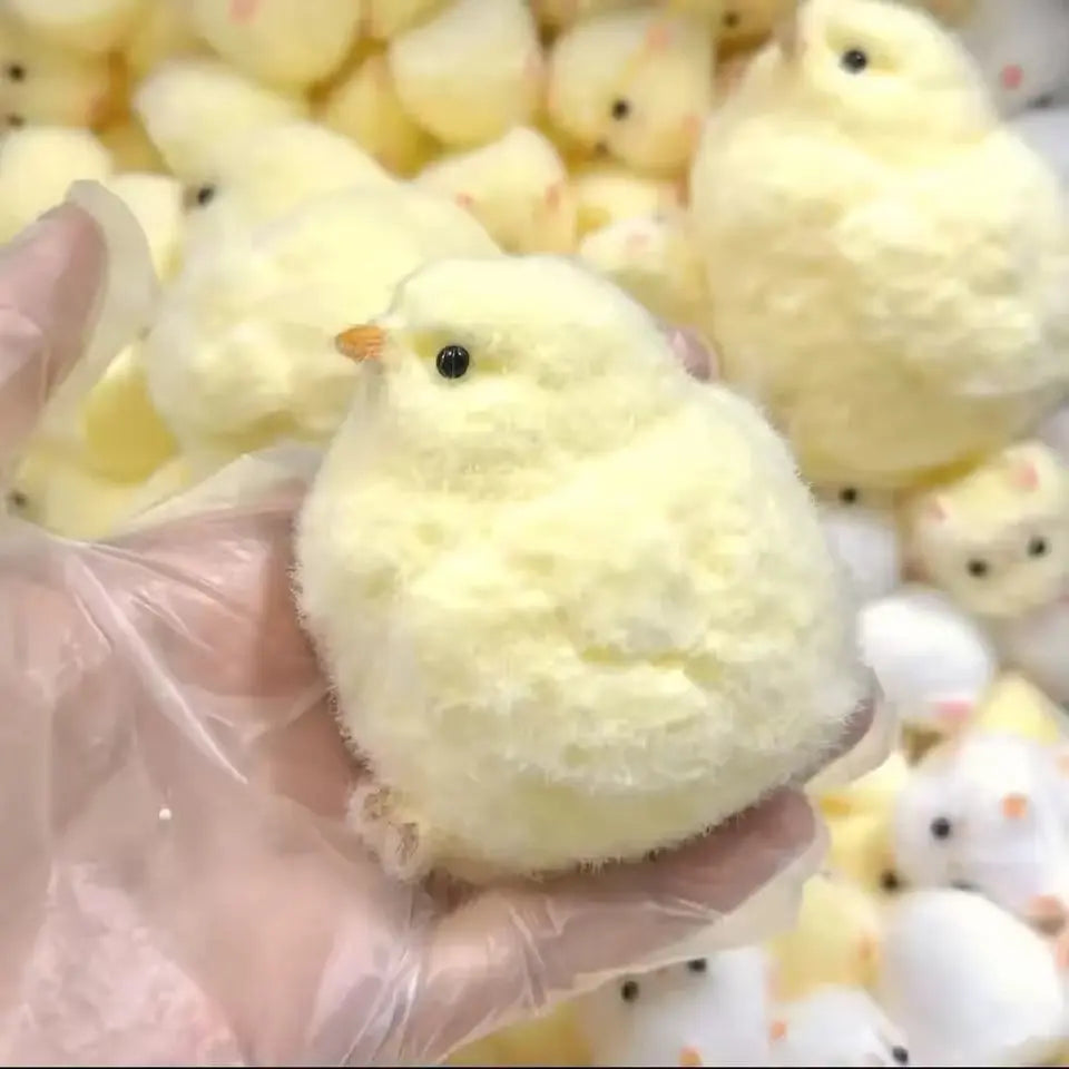 Soothing Plush Chick – Stress Relief & Relaxation with Soft Cuddle Squishy
