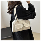 Slim and practical shoulder bag for everyday use