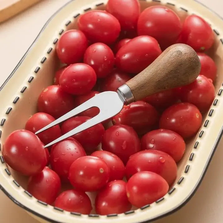 Cutlery set made of stainless steel in handy size – fork, spoon, and knife