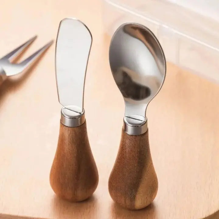 Cutlery set made of stainless steel in handy size – fork, spoon, and knife