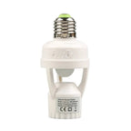 Motion-controlled E27 lamp socket with IR sensor