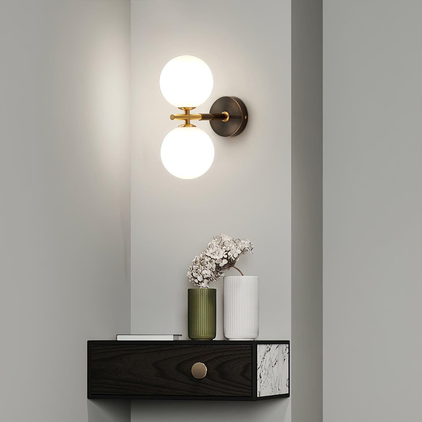 GlobalGlow – Gold Wall Lamp with Global Inspiration