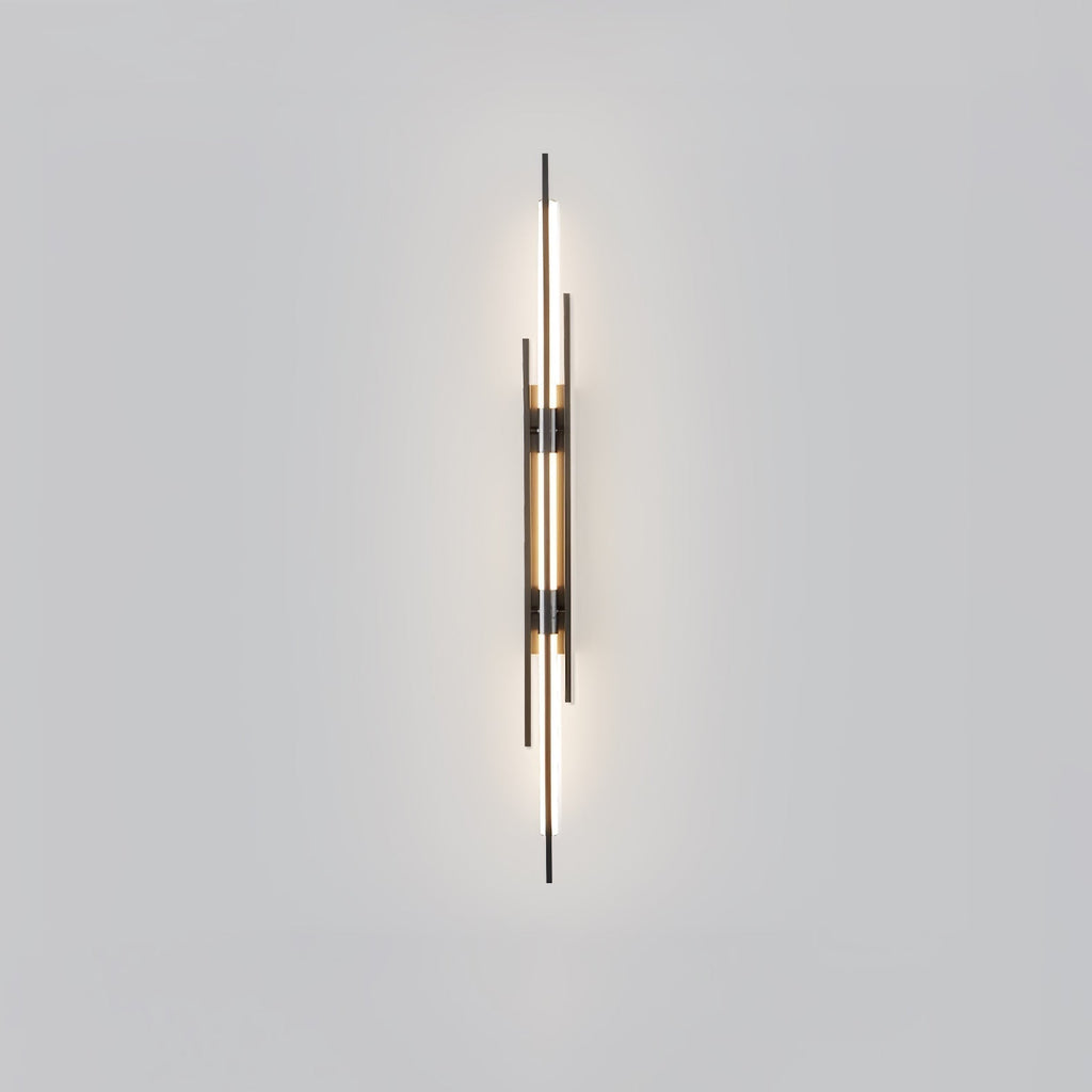 LuxeAura – Opulent Gold Wall Light for Elegant Spaces