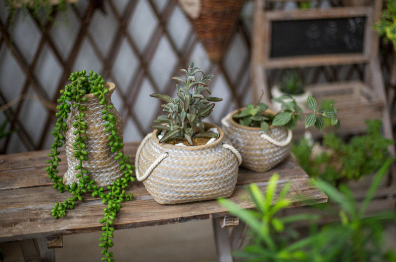 Ceramic Plant Pot in Hemp Bag Design with Rope Handles – Decorative Flower Pot for Garden and Home
